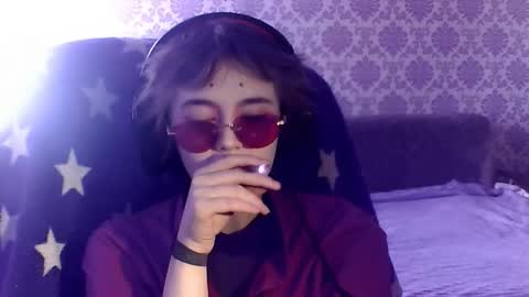 Snapshot of leigharedcross chatting on 02/04/26, 07:14 Viola online show from 02/04/26, 07:14