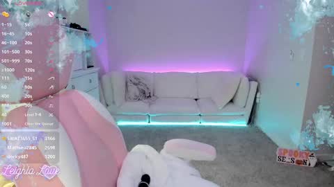 Leighla online show from 10/01/25, 06:47