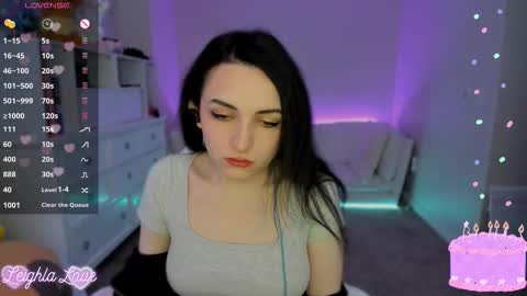 Leighla online show from 11/21/25, 11:31