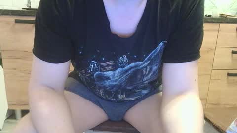 Snapshot of leila472952 chatting on 03/22/26, 08:12 Sergey online show from 03/22/26, 08:12