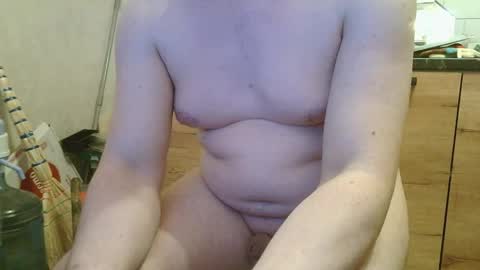 Snapshot of leila472952 chatting on 04/10/26, 09:41 Sergey online show from 04/10/26, 09:41