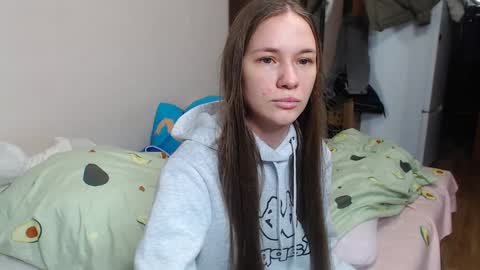 leila_bambi online show from 01/15/25, 08:05