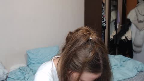 leila_bambi online show from 02/04/25, 11:38