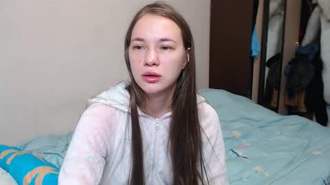 leila_bambi online show from 02/17/25, 07:10