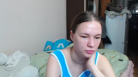 Snapshot of leila_bambi_ chatting on 01/15/25, 01:20 leila_bambi_ online show from 01/15/25, 01:20