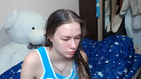 Snapshot of leila_bambi_ chatting on 01/30/25, 01:22 leila_bambi_ online show from 01/30/25, 01:22