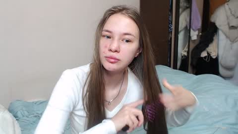 Snapshot of leila_bambi_ chatting on 02/05/25, 08:43 leila_bambi_ online show from 02/05/25, 08:43