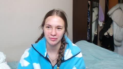 Snapshot of leila_bambi_ chatting on 02/05/25, 03:20 leila_bambi_ online show from 02/05/25, 03:20