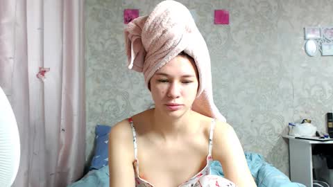 Snapshot of leila_bambi_ chatting on 09/24/25, 02:31 leila_bambi_ online show from 09/24/25, 02:31