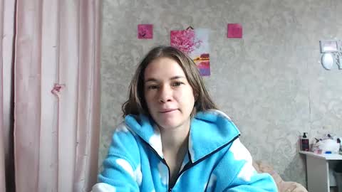 Snapshot of leila_bambi_ chatting on 10/14/25, 08:04 leila_bambi_ online show from 10/14/25, 08:04