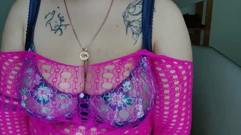 Leila online show from 01/21/25, 04:16