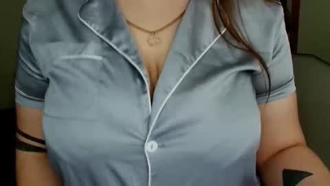 Leila online show from 03/13/26, 05:25