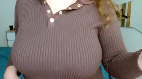 Leila online show from 04/15/26, 04:41