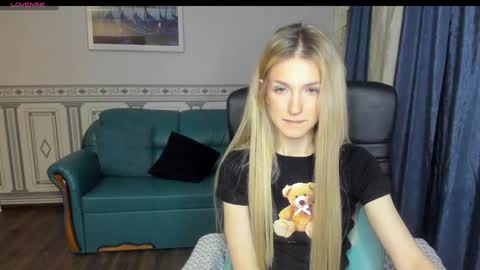 Leila Morriss online show from 12/08/24, 07:11