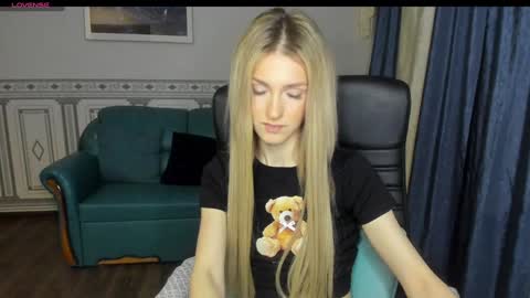 Leila Morriss online show from 12/08/24, 10:14