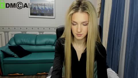 Leila Morriss online show from 12/14/24, 08:29