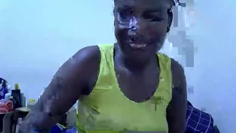 Snapshot of leilacuty13 chatting on 10/19/25, 05:13 leilacuty13 online show from 10/19/25, 05:13