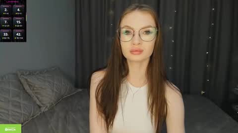 leiladream online show from 12/23/25, 04:21