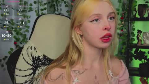 Leila online show from 02/11/26, 03:39