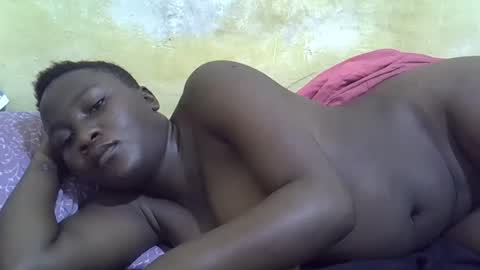 Snapshot of leilah_cute19 chatting on 03/14/26, 04:29 leilah_cute19 online show from 03/14/26, 04:29