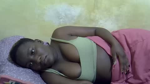 Snapshot of leilah_cute19 chatting on 03/22/26, 08:45 leilah_cute19 online show from 03/22/26, 08:45