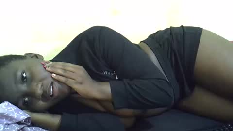 Snapshot of leilah_cute19 chatting on 03/26/26, 09:59 leilah_cute19 online show from 03/26/26, 09:59