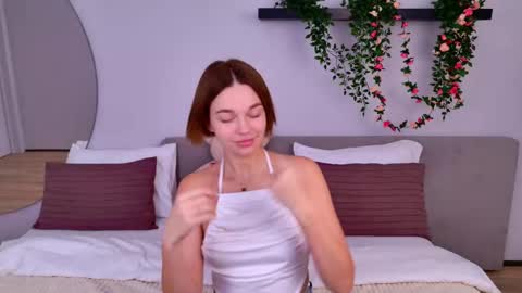 LeilaLawson online show from 02/11/25, 08:05