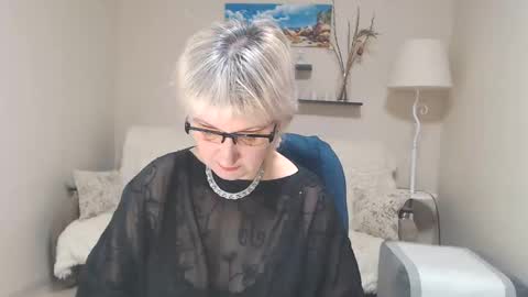 Leila Kinky online show from 02/10/25, 02:30