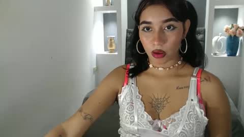 Snapshot of leilasweetxx chatting on 12/17/24, 07:29 Mar online show from 12/17/24, 07:29