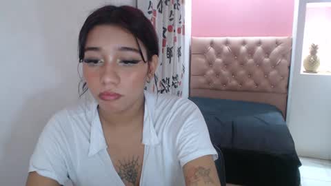 Snapshot of leilasweetxx chatting on 01/04/25, 09:54 Mar online show from 01/04/25, 09:54