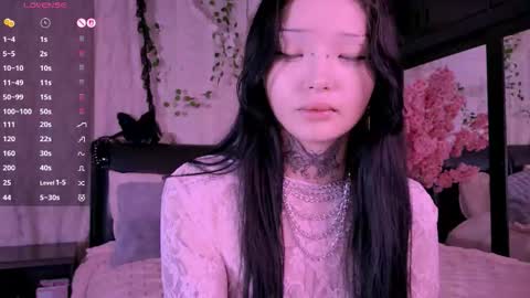 Snapshot of lein_bone chatting on 10/25/25, 12:18 Lein online show from 10/25/25, 12:18