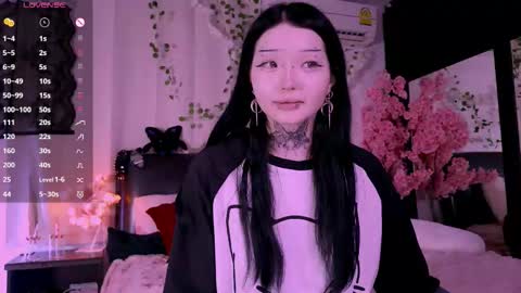 Snapshot of lein_bone chatting on 11/09/25, 12:09 Lein online show from 11/09/25, 12:09