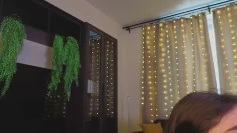 Luna online show from 09/24/25, 06:17