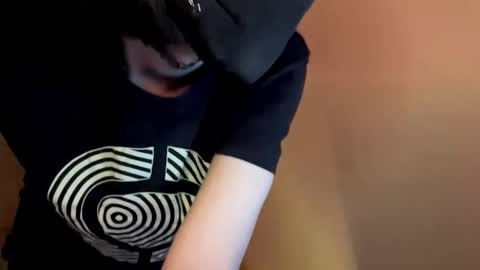 lekkj online show from 10/20/25, 07:47