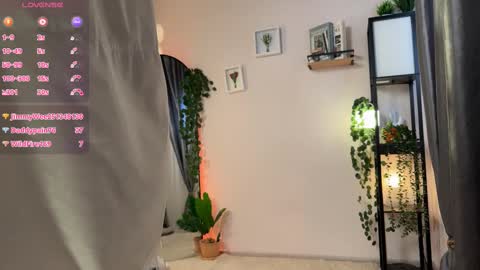 Snapshot of lela_ryan chatting on 03/06/25, 01:05 Lela online show from 03/06/25, 01:05