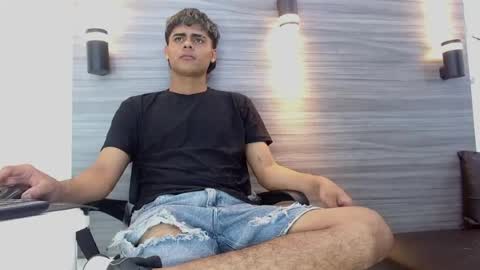 lelehott01 online show from 07/23/26, 03:04