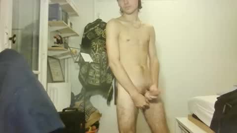 Snapshot of lelele44 chatting on 11/12/25, 09:03 lelele44 online show from 11/12/25, 09:03