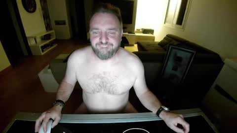 Snapshot of lemouth006 chatting on 12/26/24, 09:37 Ange online show from 12/26/24, 09:37