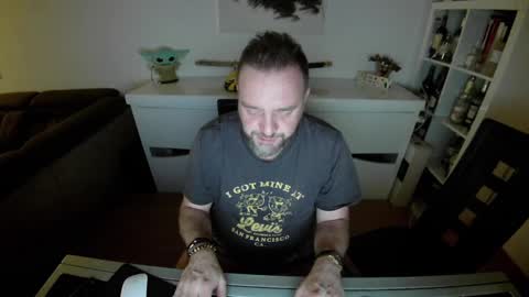 Snapshot of lemouth006 chatting on 02/01/25, 01:12 Ange online show from 02/01/25, 01:12