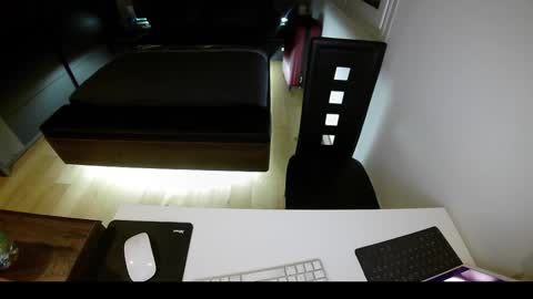 Snapshot of lemouth006 chatting on 03/08/25, 09:06 Ange online show from 03/08/25, 09:06