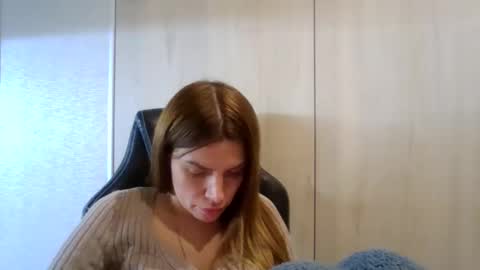 lena6122000 online show from 10/15/25, 07:25