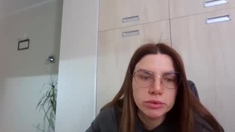 Snapshot of lena6122000 chatting on 03/15/26, 10:43 lena6122000 online show from 03/15/26, 10:43