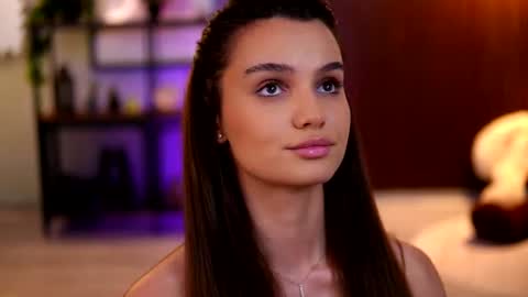 Lena Laurent online show from 06/27/26, 12:22