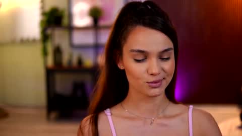 Lena Laurent online show from 07/19/26, 09:35