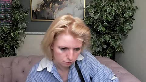 Lena online show from 12/05/24, 02:22