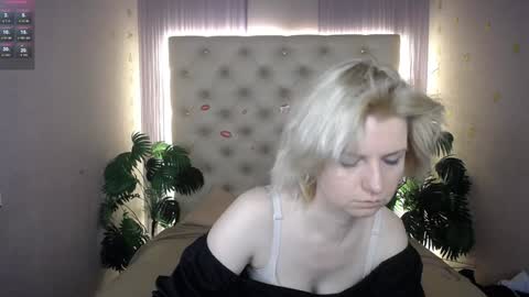 Lena online show from 12/06/24, 04:03