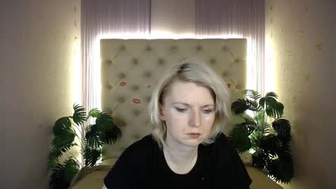 Lena online show from 12/28/24, 07:11