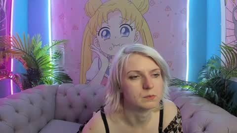 Lena online show from 01/28/25, 02:42