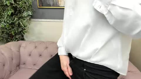 Lena online show from 02/09/25, 07:05