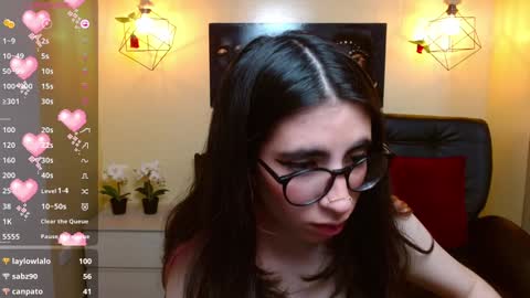 Snapshot of lena_roses chatting on 12/04/24, 08:40 Lena online show from 12/04/24, 08:40